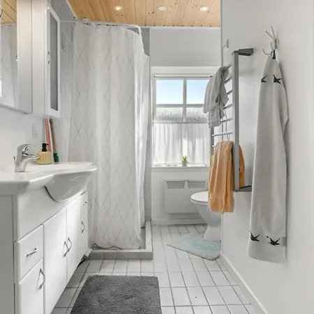 In With Kitchen